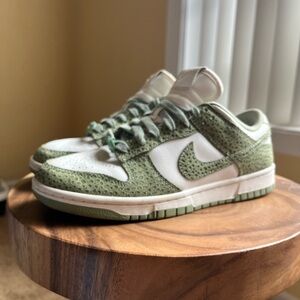 Nike Women’s Green and White Sneakers
